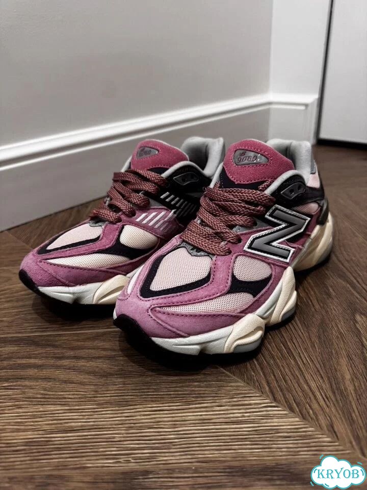 Кроссовки new balance женские фото 1