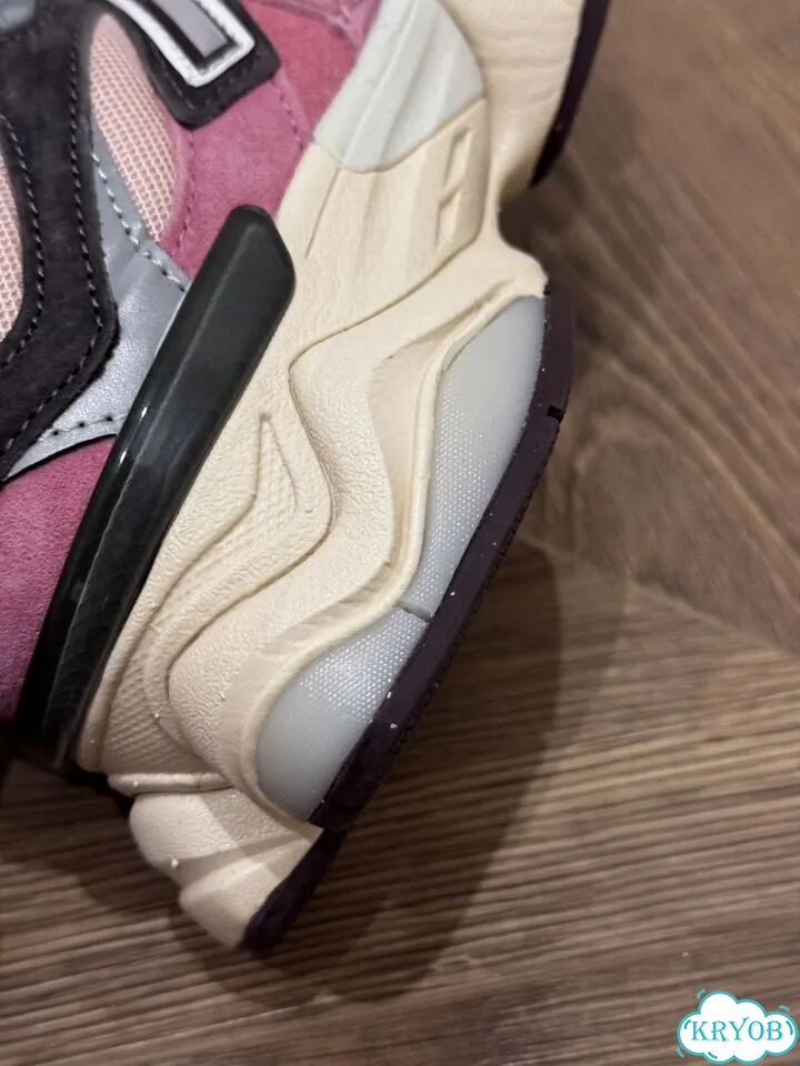 Кроссовки new balance женские фото 6