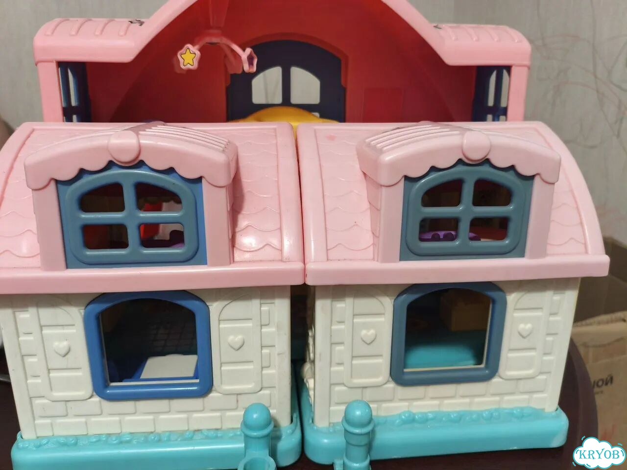 Домик Fisher price little people 2005 года фото 3