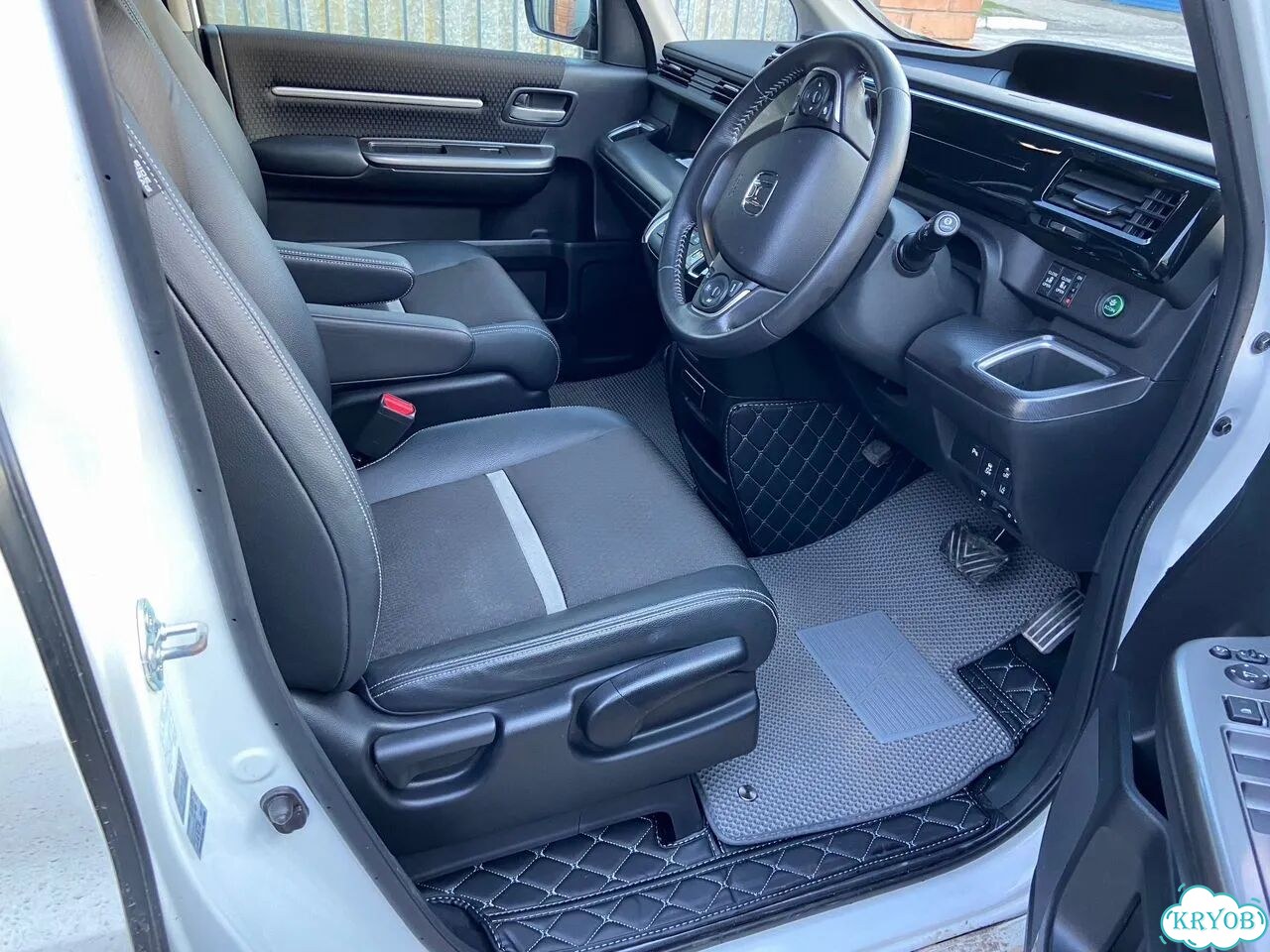 Ковры 3D Honda stepwgn фото 1