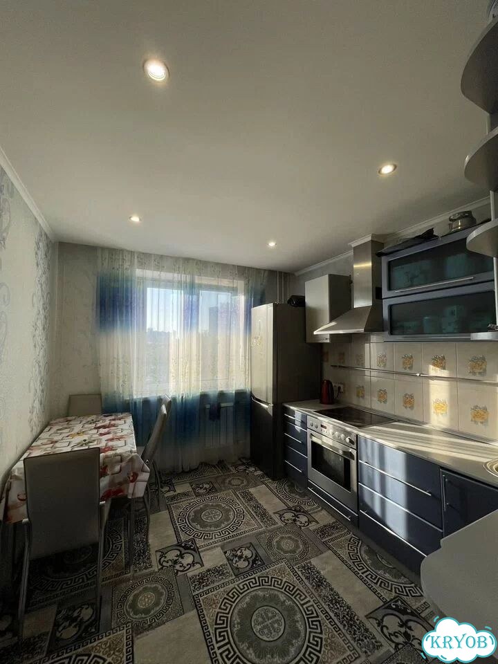 3-к. квартира, 67 м², 3/10 эт. фото 2