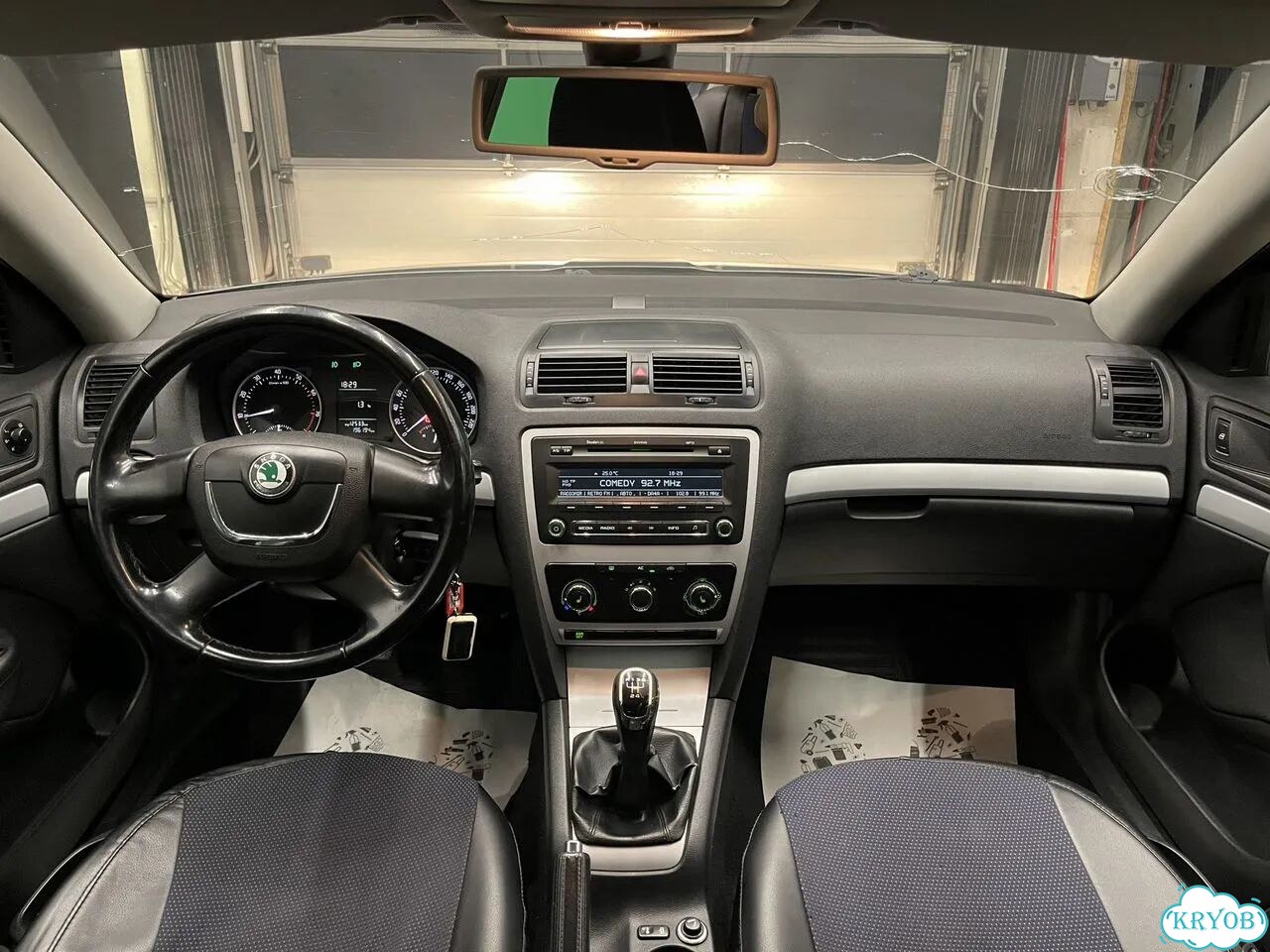 Skoda Octavia 1.6 MT, 2010, 196 194 км фото 13