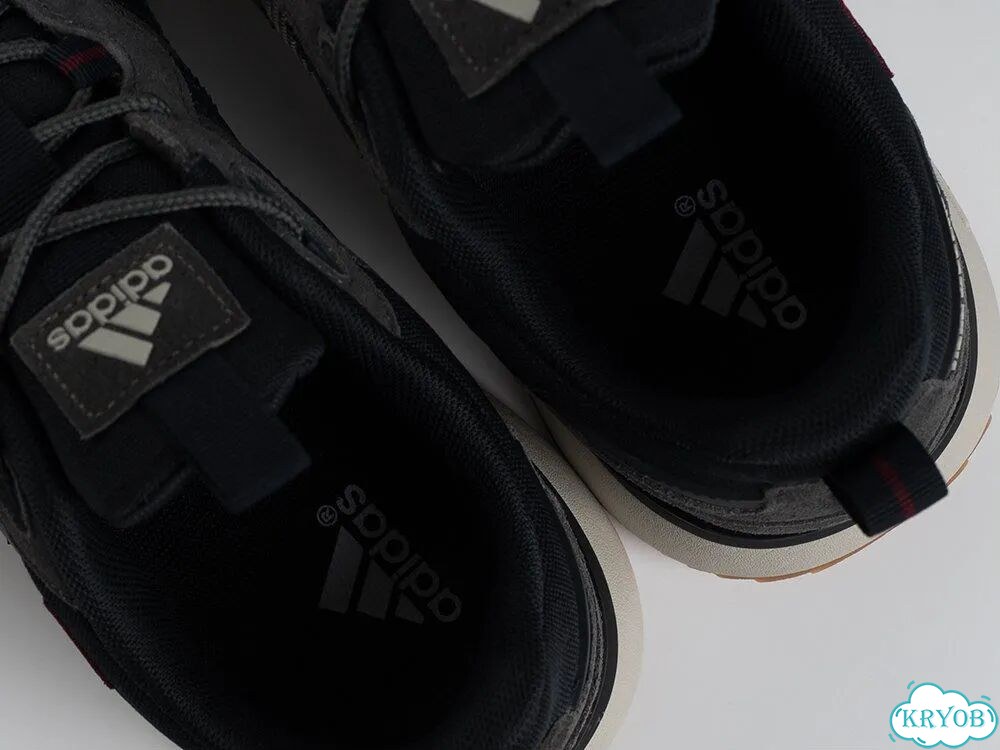 Кроссовки Adidas фото 5