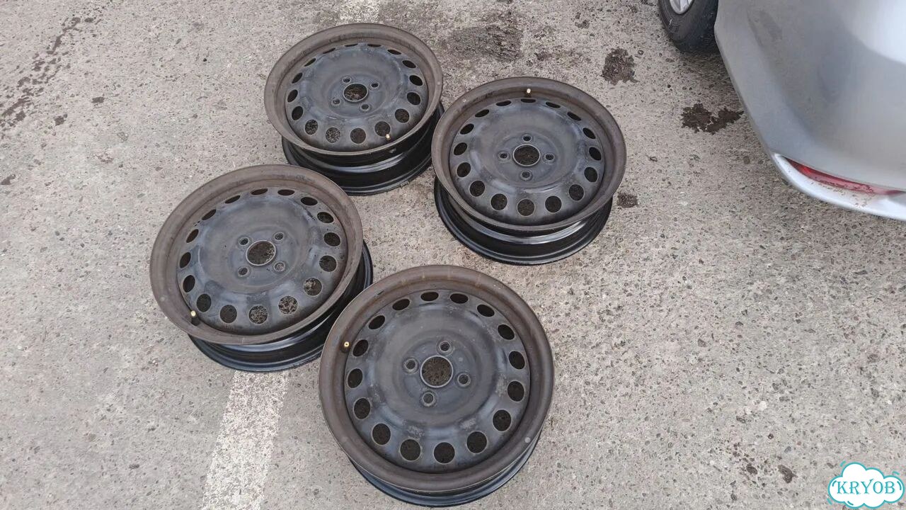 Штампованные диски Toyota 5×R15 4×100 фото 1