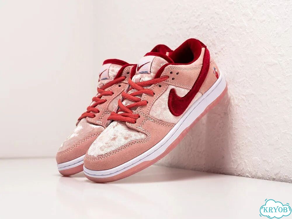 Nike SB Dunk Low Pro Strangelove фото 1