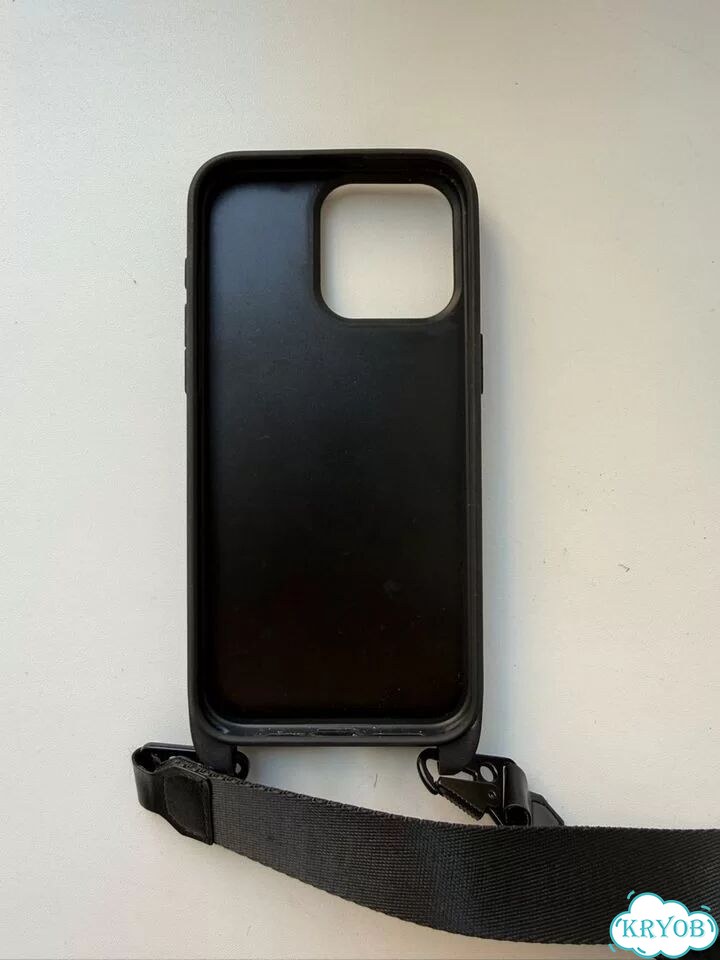Защитный чехол Karl Lagerfeld на iPhone 15 pro max фото 4
