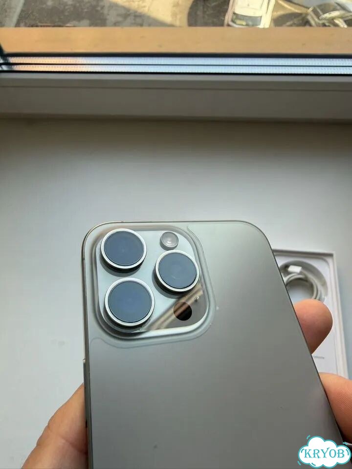 iPhone 15 Pro Max, 512 ГБ, SIM + eSIM фото 5