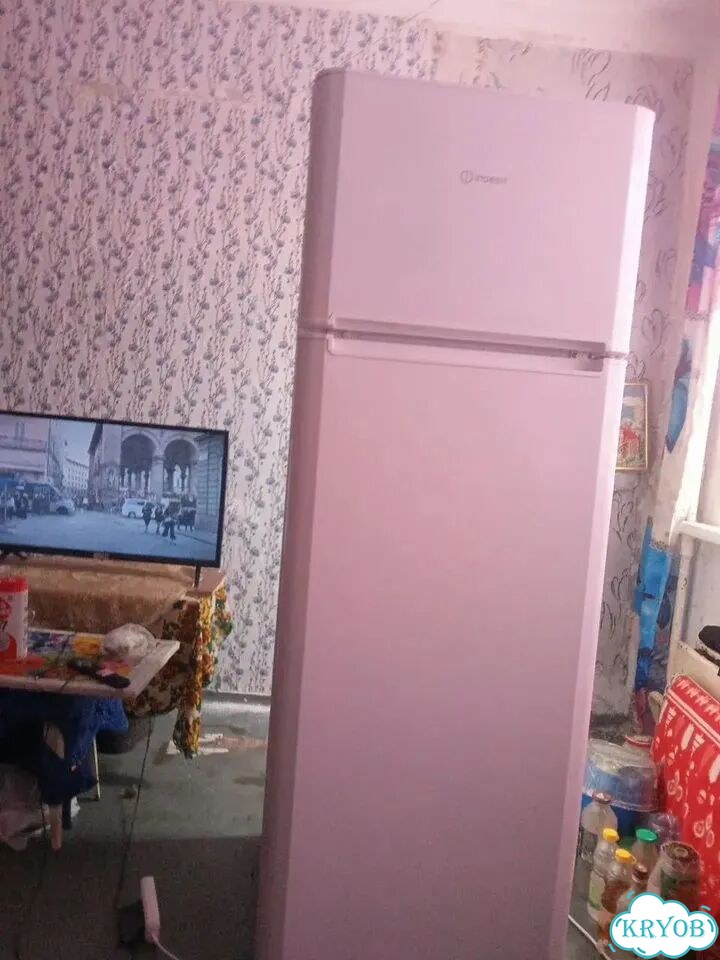 Холодильник бу фото 1
