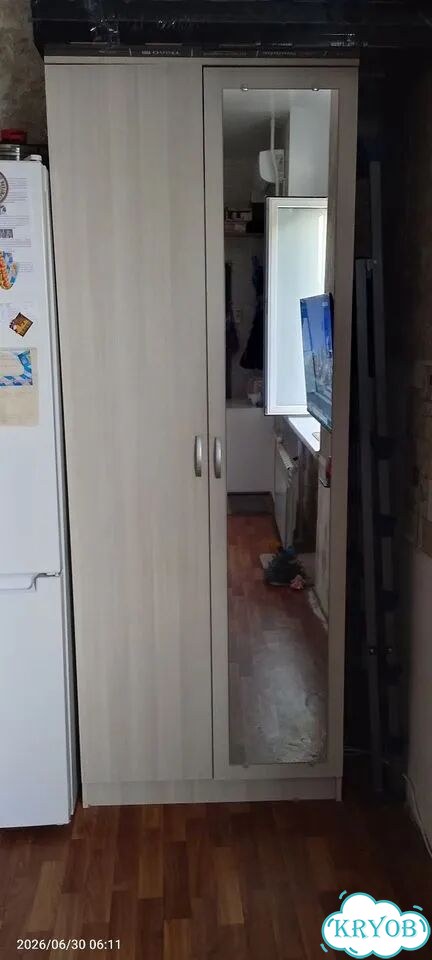 Шкаф распашной двухстворчатый фото 2